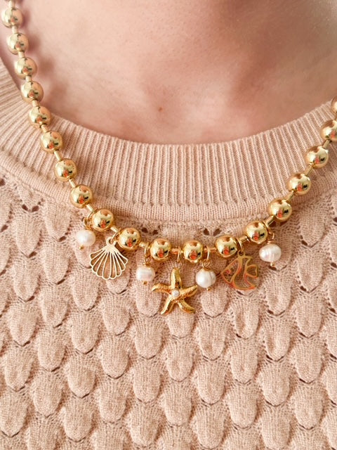 Collar Icacos Dorado con Charms Marinos | Joyería Verano Elegante