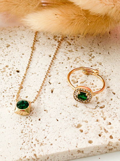 Sortijas Verde Esmeralda – Anillos Dorados Ajustables con Cristal Verde