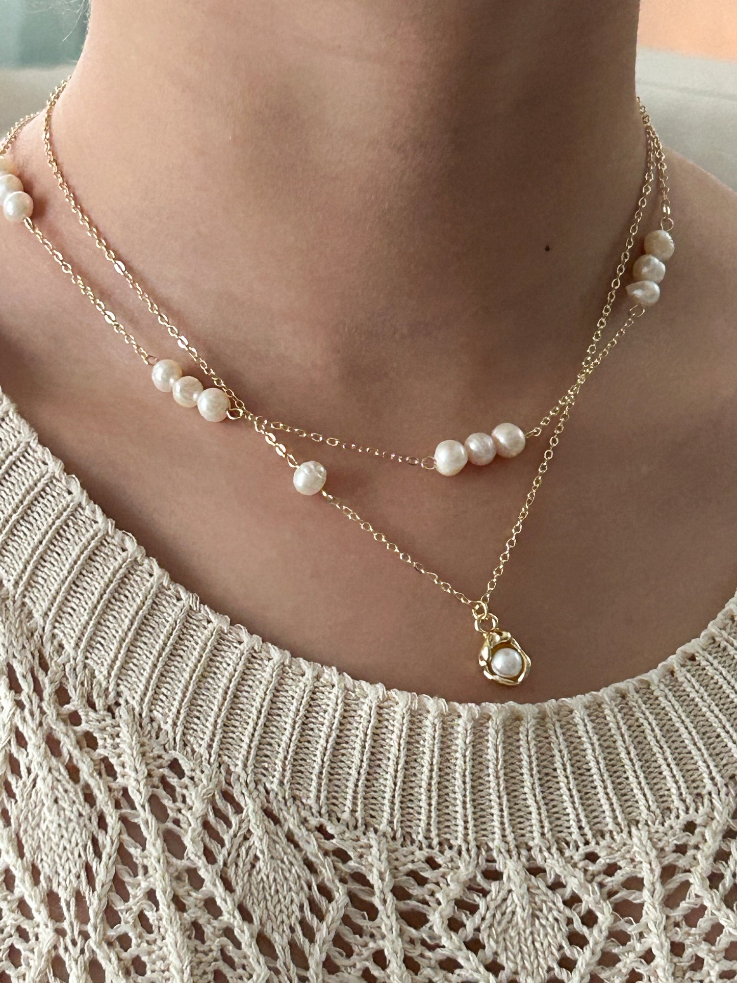 Drop Pearl Necklace