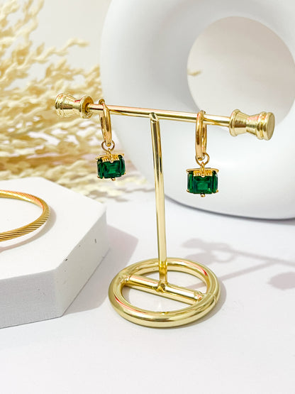 Mini Jade Earrings | Argollas con Colgante Verde