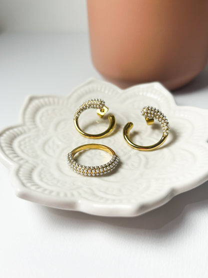 Circle Micro Pearls Hoops | Aretes Circulares con Micro Perlas