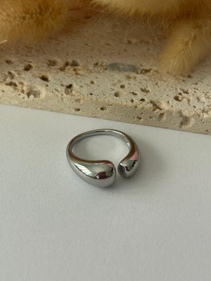 Bali Ring – Sortija Plateada Ajustable Minimalista