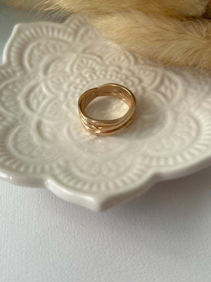 Multilayer Ring – Sortija Dorada Ajustable de Acero Inoxidable