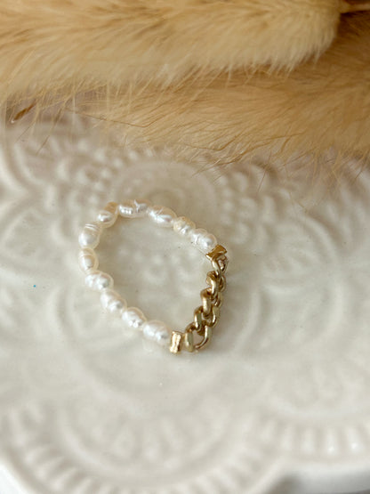 Adjustable Rings – Set de Sortijas Doradas Ajustables con Perlas y Circonias