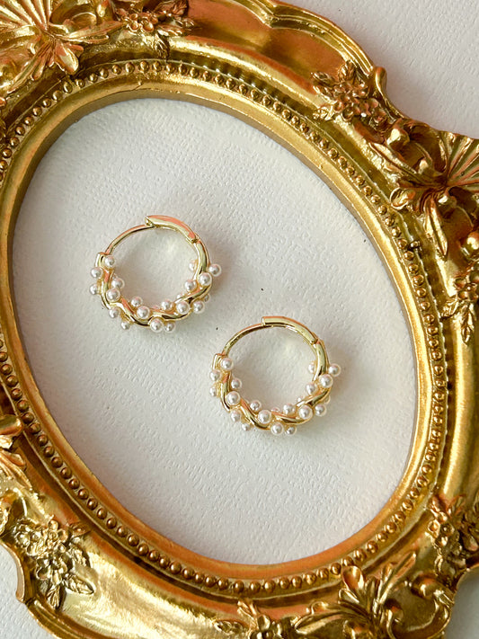 Aretes Dorados Con Perlas-Christine