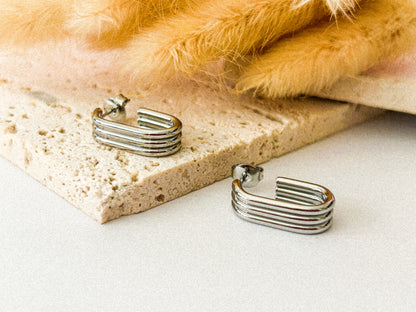 Aretes Triple Argolla-Vane