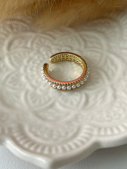 Nelly’s Ring – Sortija Dorada Ajustable con Micro Circonias Elegantes