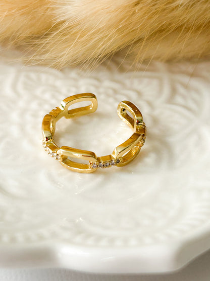 Shiny Link Ring – Sortija Dorada Ajustable de Eslabones