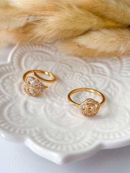 Anillo ajustable hoja Monstera con cristales