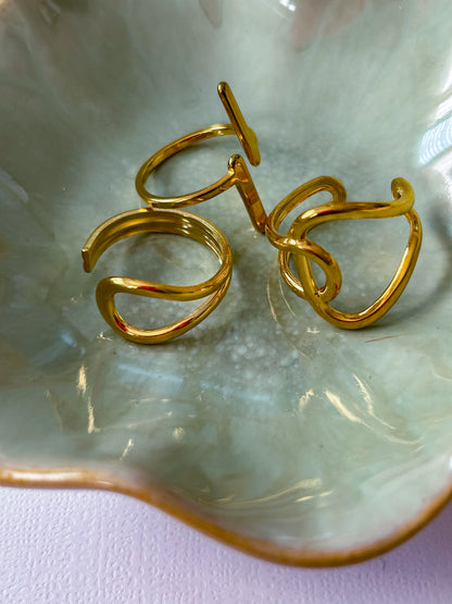 Knuckle Ring – Sortija Ajustable Dorada en Stainless Steel
