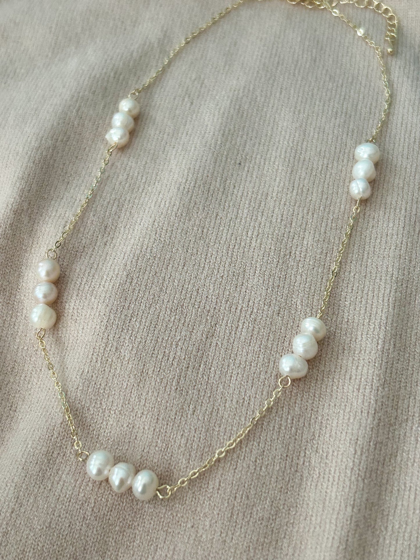 Pearls Necklace