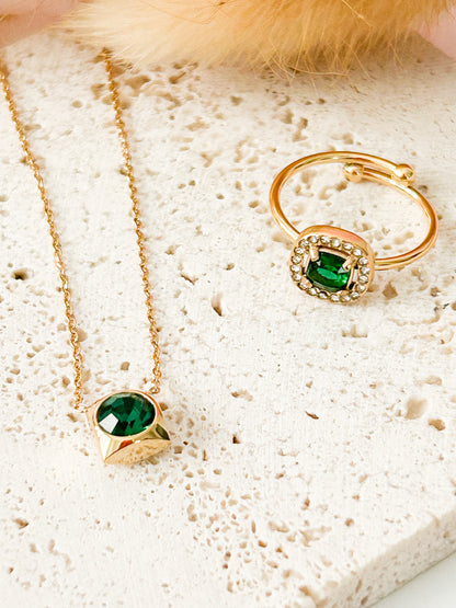 Sortijas Verde Esmeralda – Anillos Dorados Ajustables con Cristal Verde