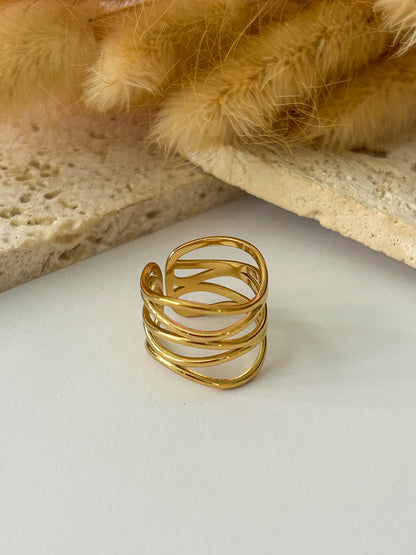 Yeli Ring – Sortija Dorada Ajustable de Capas Minimalistas