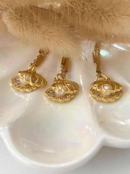 Tesoro del Mar | Collar Dorado con Caracol y Perla