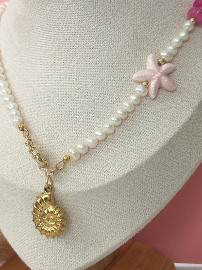 Collar Marina | Perlas con Dije Dorado Elegante