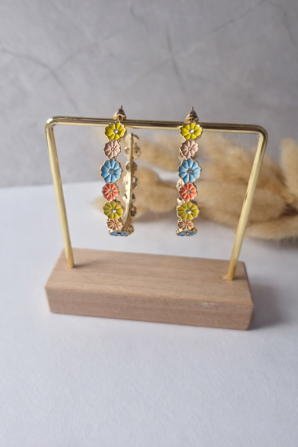 Aretes Aro Floral Multicolor| Dorados Elegantes para Mujer