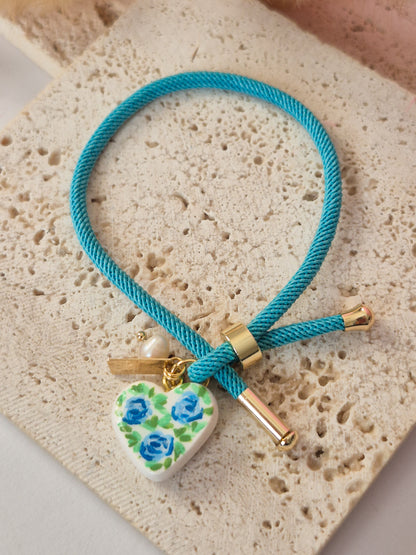 Pulsera Mini Garden Hearts con Dije de Corazón Floral