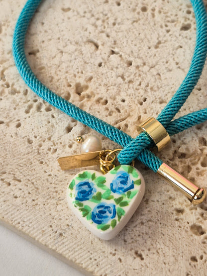 Pulsera Mini Garden Hearts con Dije de Corazón Floral