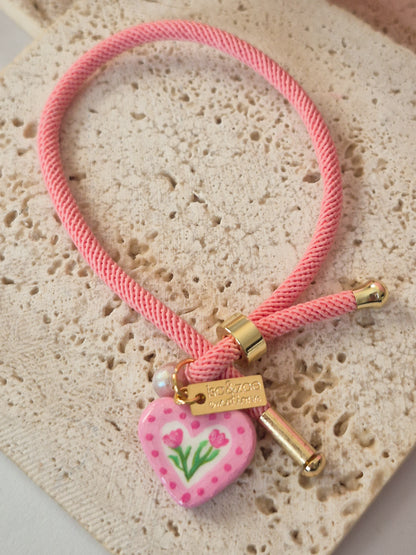 Pulsera Mini Garden Hearts con Dije de Corazón Floral