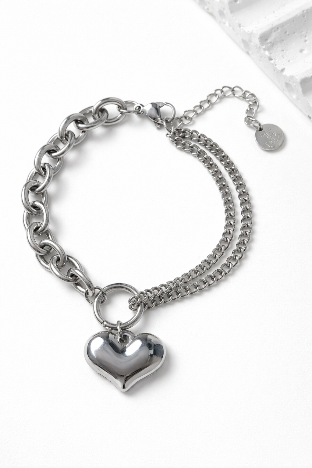 Pulsera Corazón Urbano | Cadena Moderna con Dije de Corazón